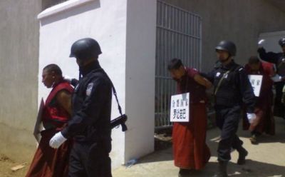 China's Tibetan Buddhists 'in vicious cycle'